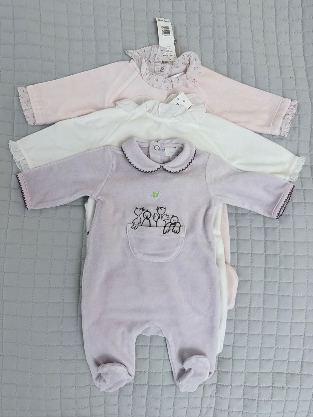 Jacadi Three-Pack Footed One-Pieces — Lavender, White & Pale Pink